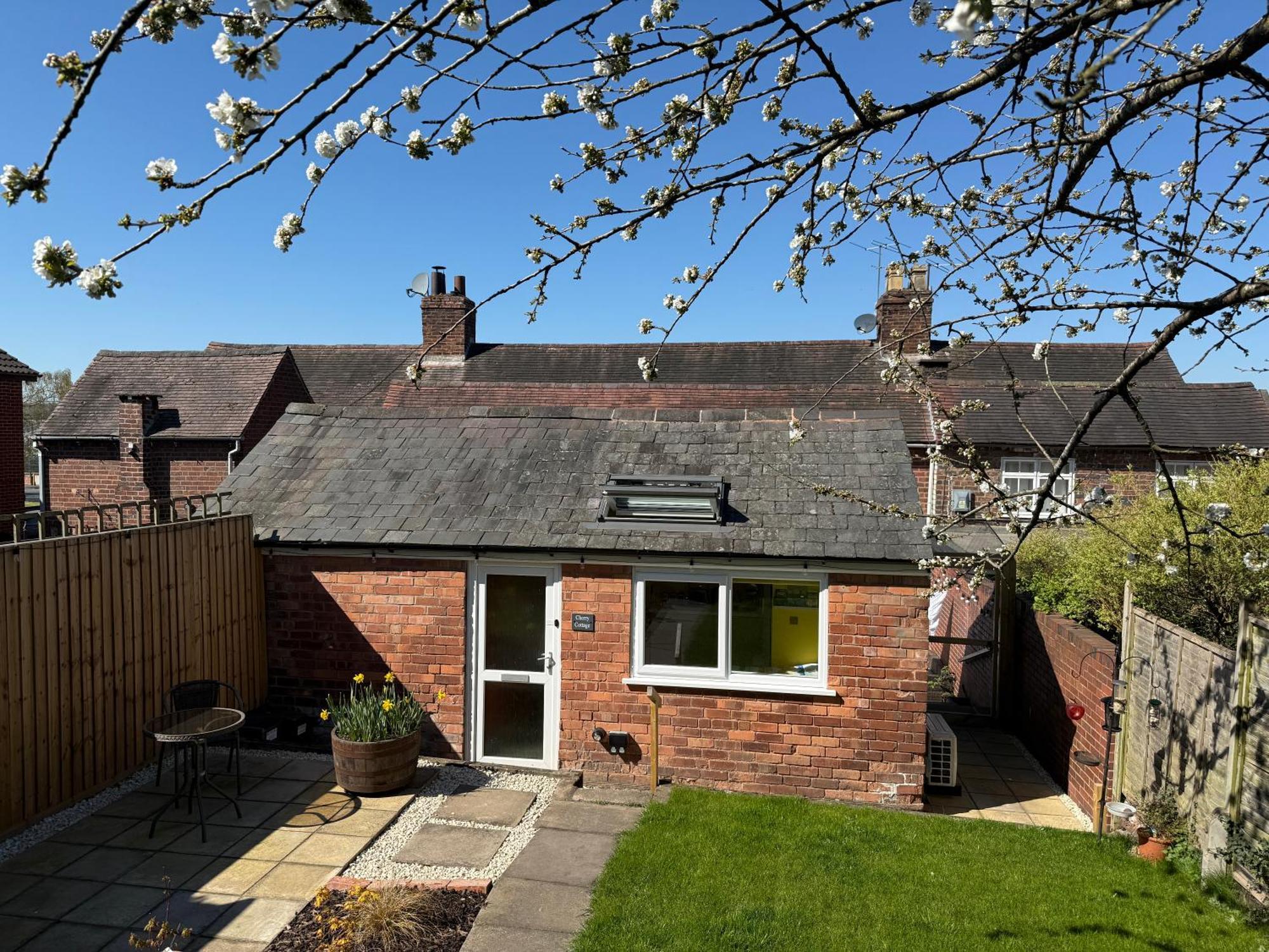 Cherry Cottage Retro Stay, Stourport 외부 사진